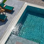 Villa Oeluedeniz 4 Bedroom With Private Pool Hot Tub