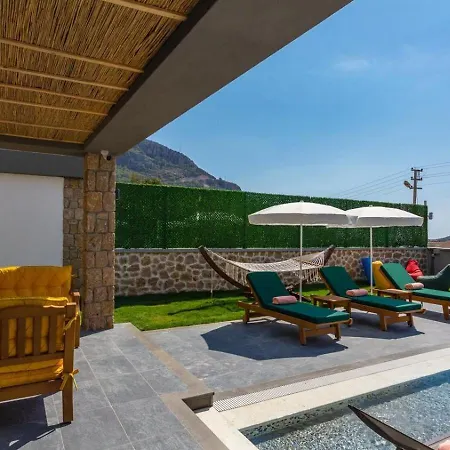 Oeluedeniz 4 Bedroom With Private Pool Hot Tub Вилла *
