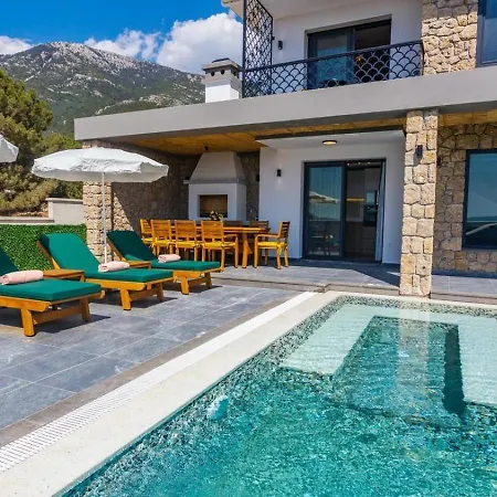 Oeluedeniz 4 Bedroom With Private Pool Hot Tub Вилла *