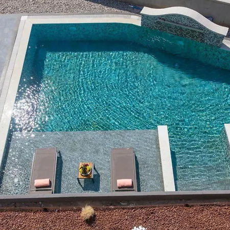 Вилла Oeluedeniz 4 Bedroom With Private Pool Hot Tub Фетхие