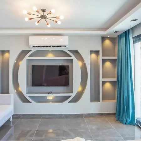 Oeluedeniz 4 Bedroom With Private Pool Hot Tub Фетхие