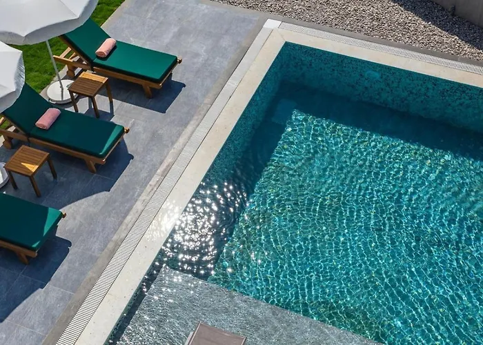 Vila Oeluedeniz 4 Bedroom With Private Pool Hot Tub